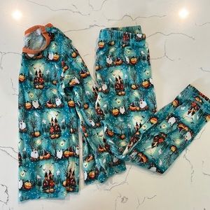 Free Birdies Halloween pajama set- size 3T